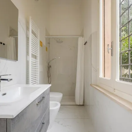 بيت شباب A Casa Gualandi *